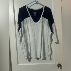 ⚡️5/$25⚡️ Torrid Supersoft Long-Sleeved Jersey